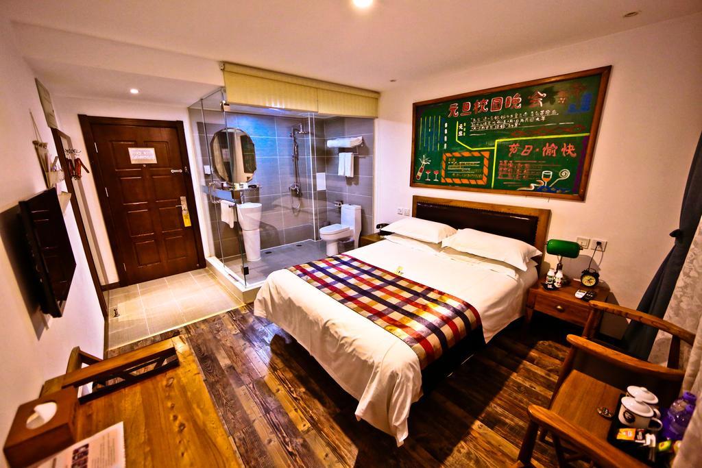 Nostalgia Hotel Beijing Guozijian Ghost Street - Near Beijing Lama Temple, Beihai Park, Jingshan Park, Drum Tower, Houhai Bar Street, Tian'Anmen Square, Located In Beijing Traditional Hutongs, 5 Minutes Away From Beixinqiao Metro Station Extérieur photo
